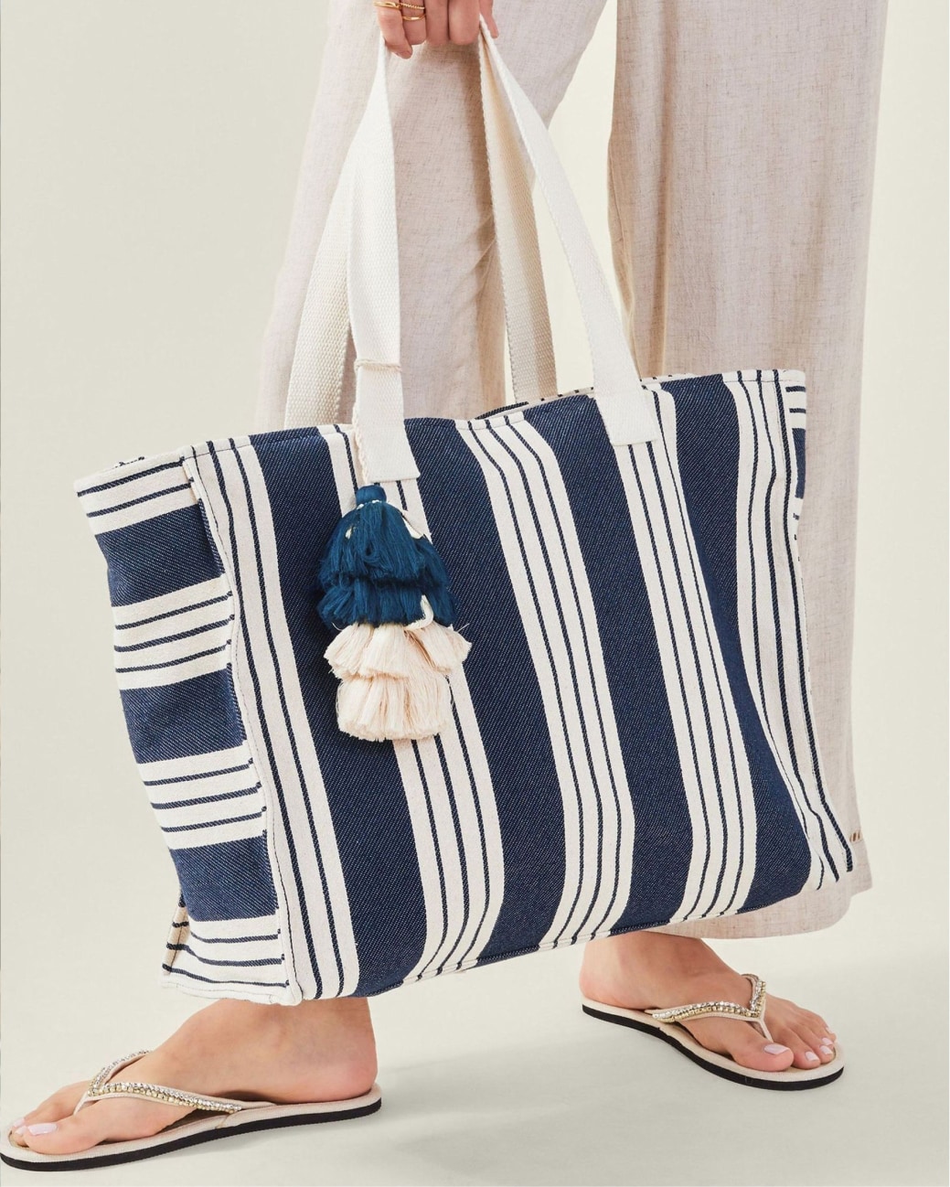 Women's accessories