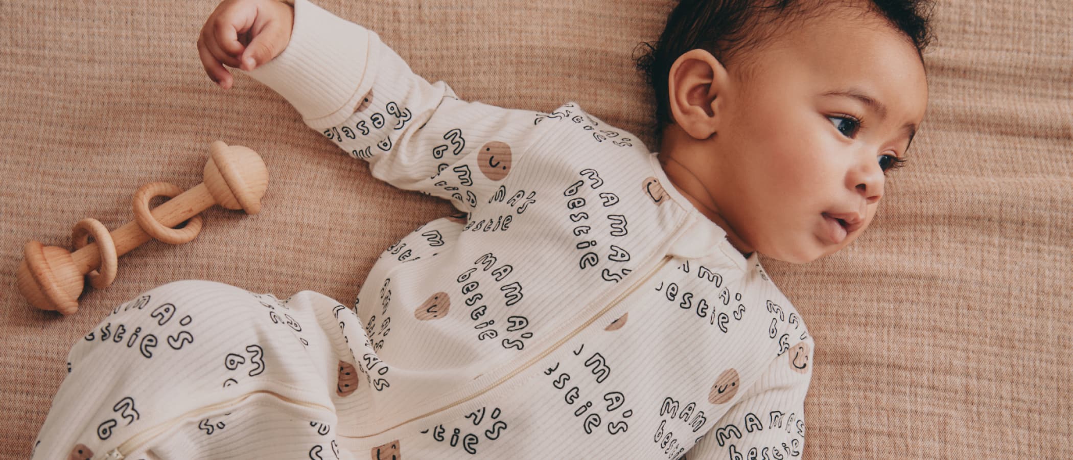 Baby sleepsuits
