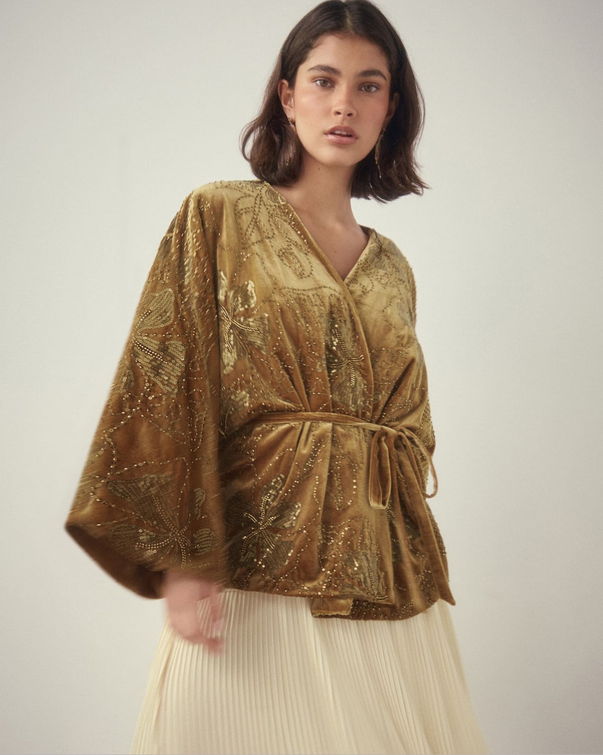 تشكيلة عصرية محتشمة